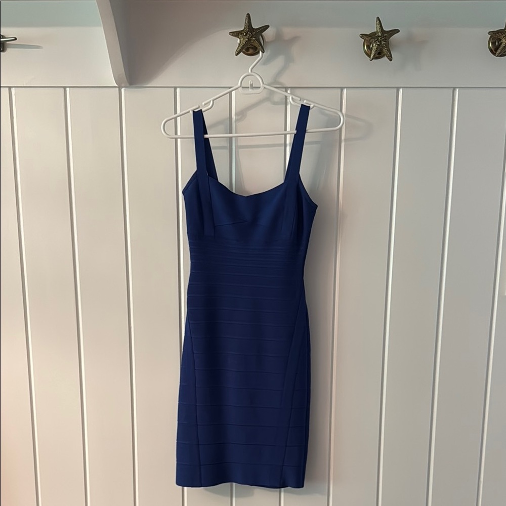 Elegant Blue Sleeveless Dress